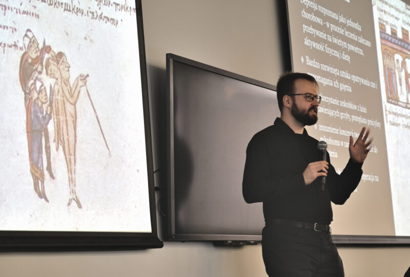 Wykład dr Łukasza Pigońskiego na konferencji DOZ Fundacji dbam o zdrowie na Akademii Humanistyczno-Ekonomicznej w Łodzi